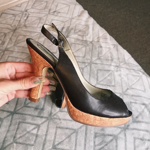 Candie's Shoes - Candies heels